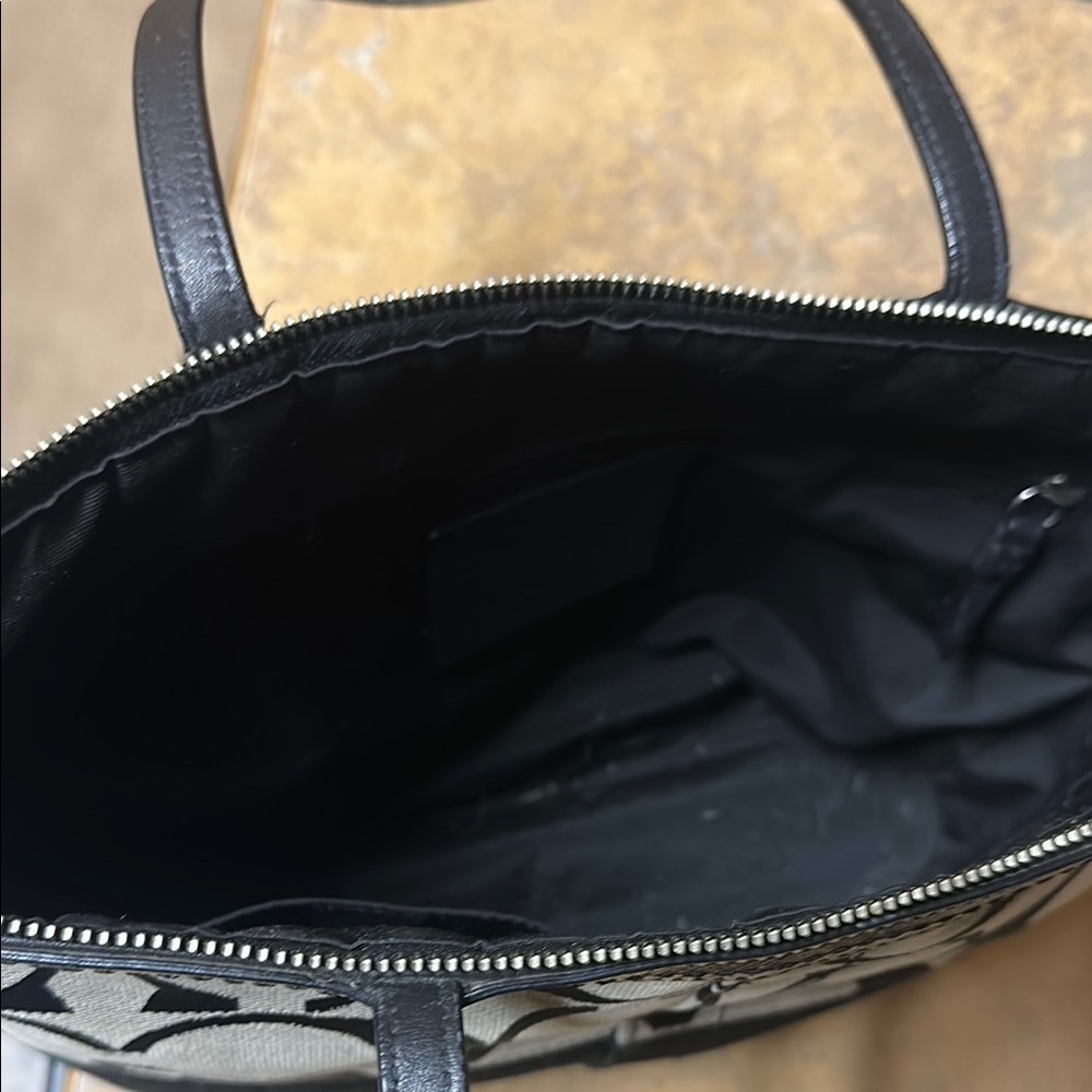 Coach Black and Gray Signature Shoulder Bag - Picture 5 of 8